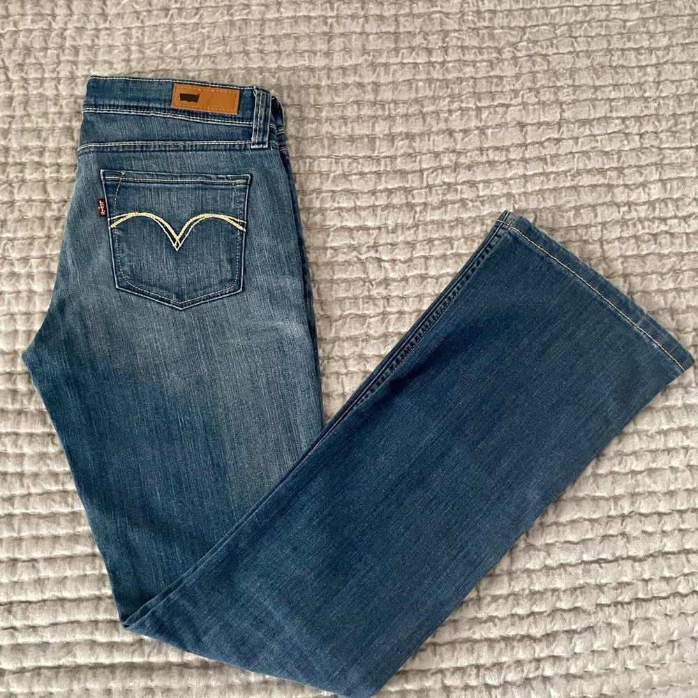 Levis  Demi Curve Boot Cut Jeans
